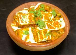 Matar Paneer