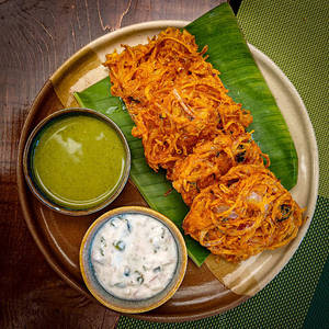 Ulli Vada (onion Vada)