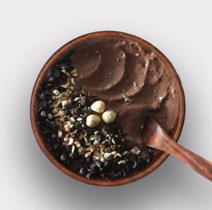 Chocolate & Love Smoothie Bowl