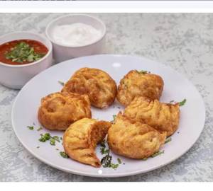 Paneer Fried Momo (6 Pieces)