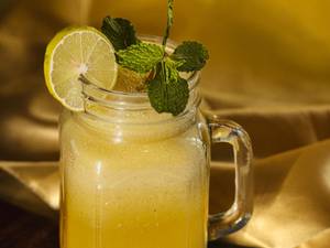 Four Seasons Juice