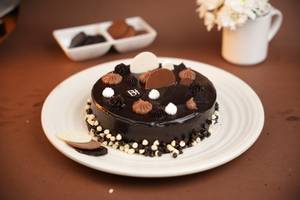 Triple Chocolate Truffle Cake [1/2kg]