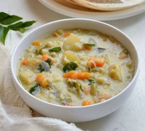 Veg Stew 200Ml+ 3Pcs Appam
