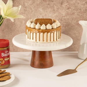 Lotus Biscoff Cake