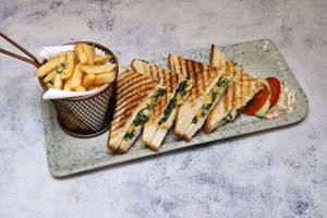 Spinach Corn And Cheese Sandwich