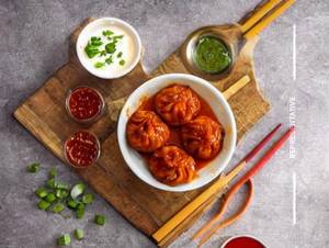 Chicken Manchurian Momos