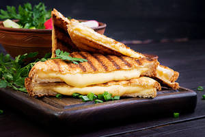 Veg Cheesy Grilled Sandwich