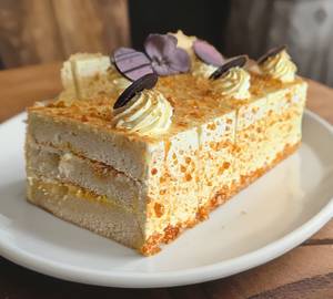 Butterscotch Pastry Egg