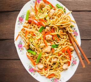 Chicken Schezwan Noodles