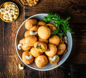 Mini Kachori [ 250 Grams ]