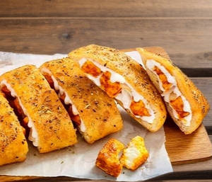 Paneer Garlic Bread
