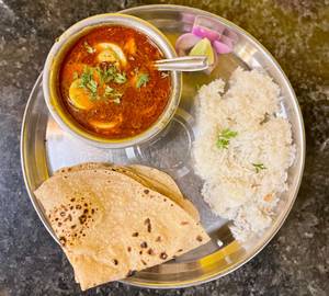 Regular egg thali