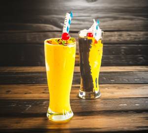 Mango milkshake and ice cream