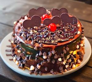 Annivesary cake chocolate heart 500gm