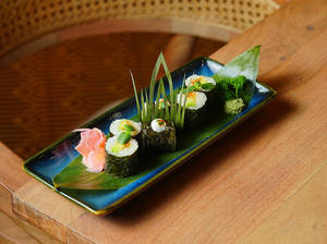 Spicy Shiitake & Avocado Confit Hosomaki