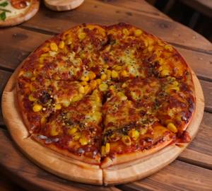 Butter Corn Pizza