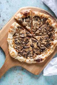 Shroom Theriyaki Pizza