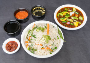 Veg Oyster Chilli Fried Rice Gravy