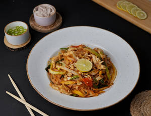 Non-veg Phad Thai Noodles