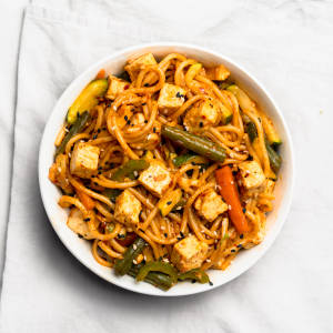 Paneer Schezwan Noodles