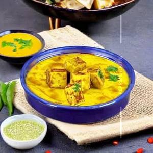 Paneer In Lemon & Pepper Sauce Gravy