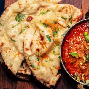Mutton Keema Naan with Gravy