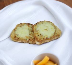 Cheese Garlic Bread (4 Pieces)