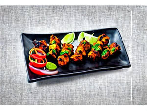 Pepper Chicken Tikka Half