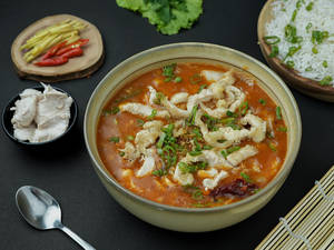 Shredded Chicken In Hot Garlic Sauce