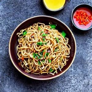 Schezwan Mushroom Noodles