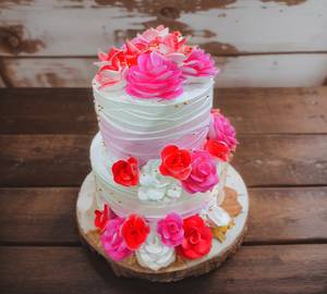 6pond cake strawberry