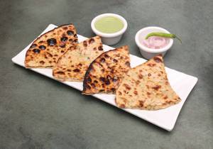 Aloo Pyaaz Paratha with curd & pickle