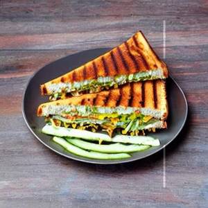 Tandoori vegetable sandwich