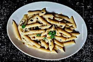 White Sauce Pasta