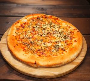 Cheese And Oregano Pizza