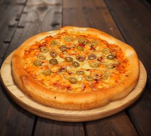 Cheesy Olive Pizza