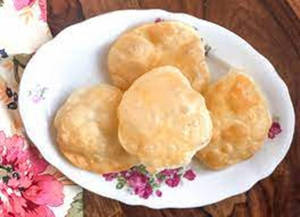Luchi (4 Pcs)