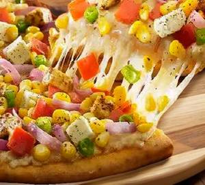 Mushroom Corn And Red Paprika Pizza