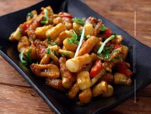 Chilli Baby corn Gravy