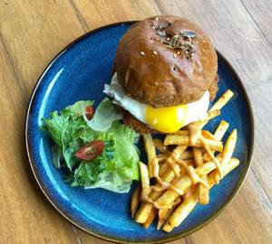 Caribbean Crunchy Chicken Burger