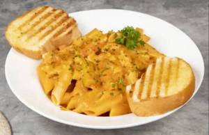 Red sauce penne pasta