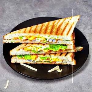 Cheese veg maggi sandwich