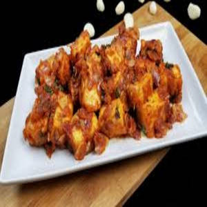 Hot Garlic Paneer 10 Pcs Full