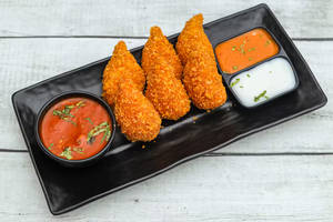 Chicken kurkure momos