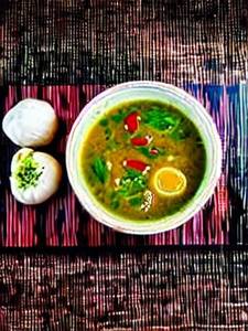 Momo Soup