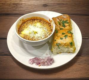 Cheese pav bhaji
