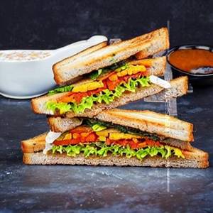 Veg Sandwich Ice Tea