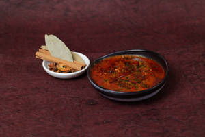 Dal Kolhapuri