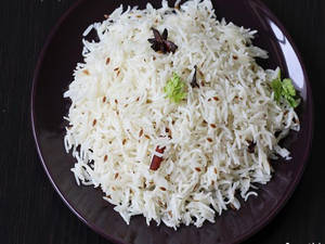 Dahi Spicy Pakhal With Fish Fry