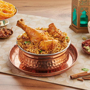 Chicken Biryani With Egg Juice Raita